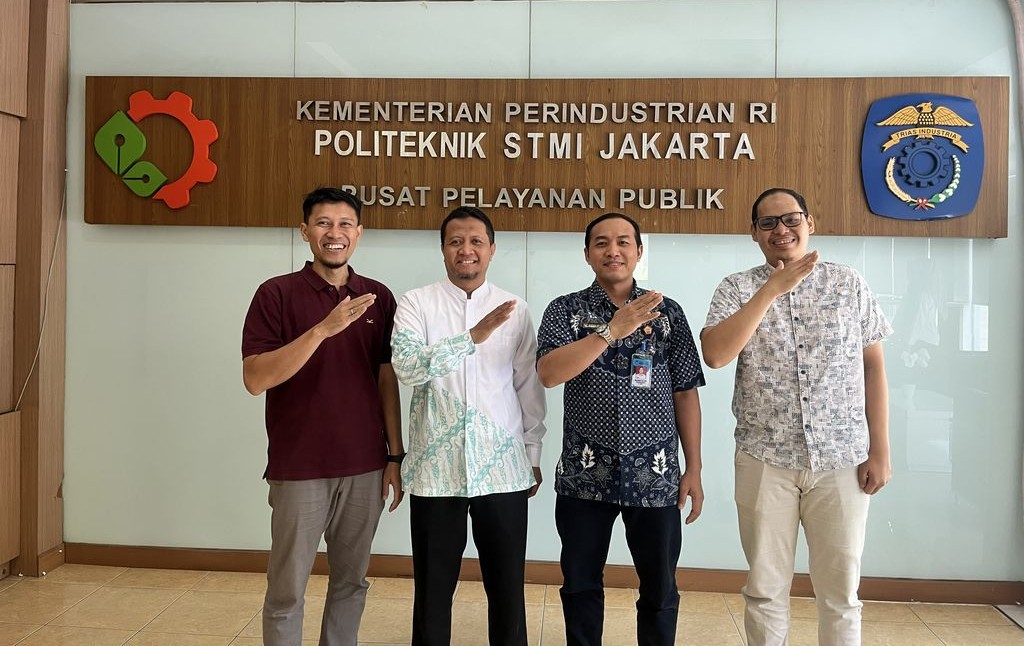 Sinergi Strategis: Kunjungan Kaprodi Unsurya ke Politeknik STMI Jakarta Bahas Serapan Lulusan D3 dan Kolaborasi Riset 3 IMG 5819